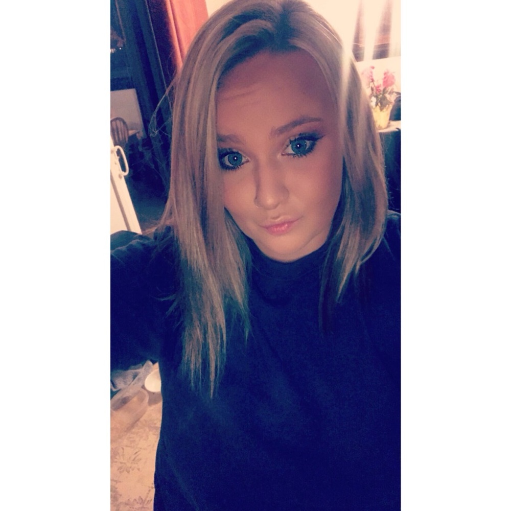 Meet your Posher, Linnzi